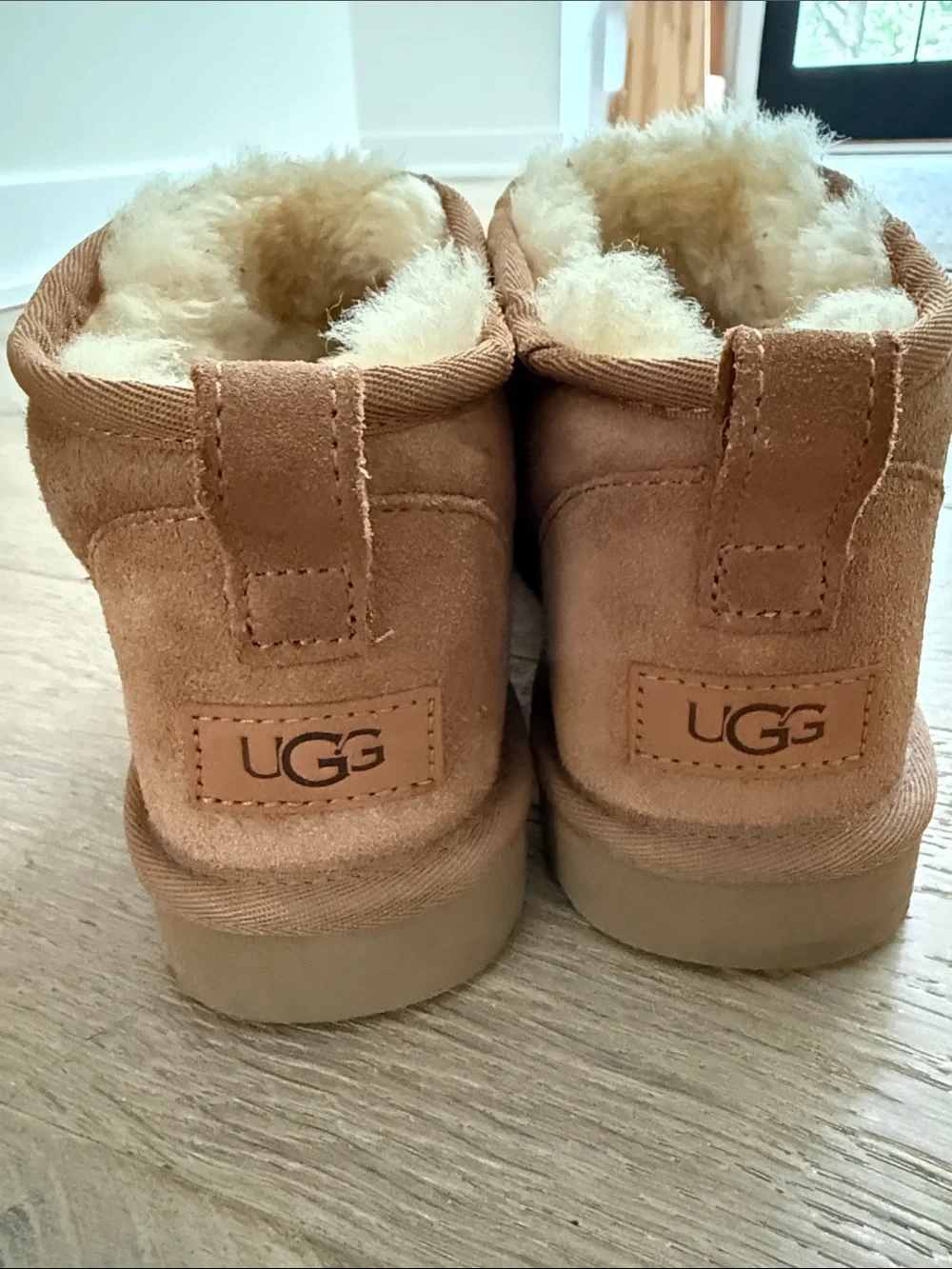 UGG Classic Ultra Mini in Chestnut